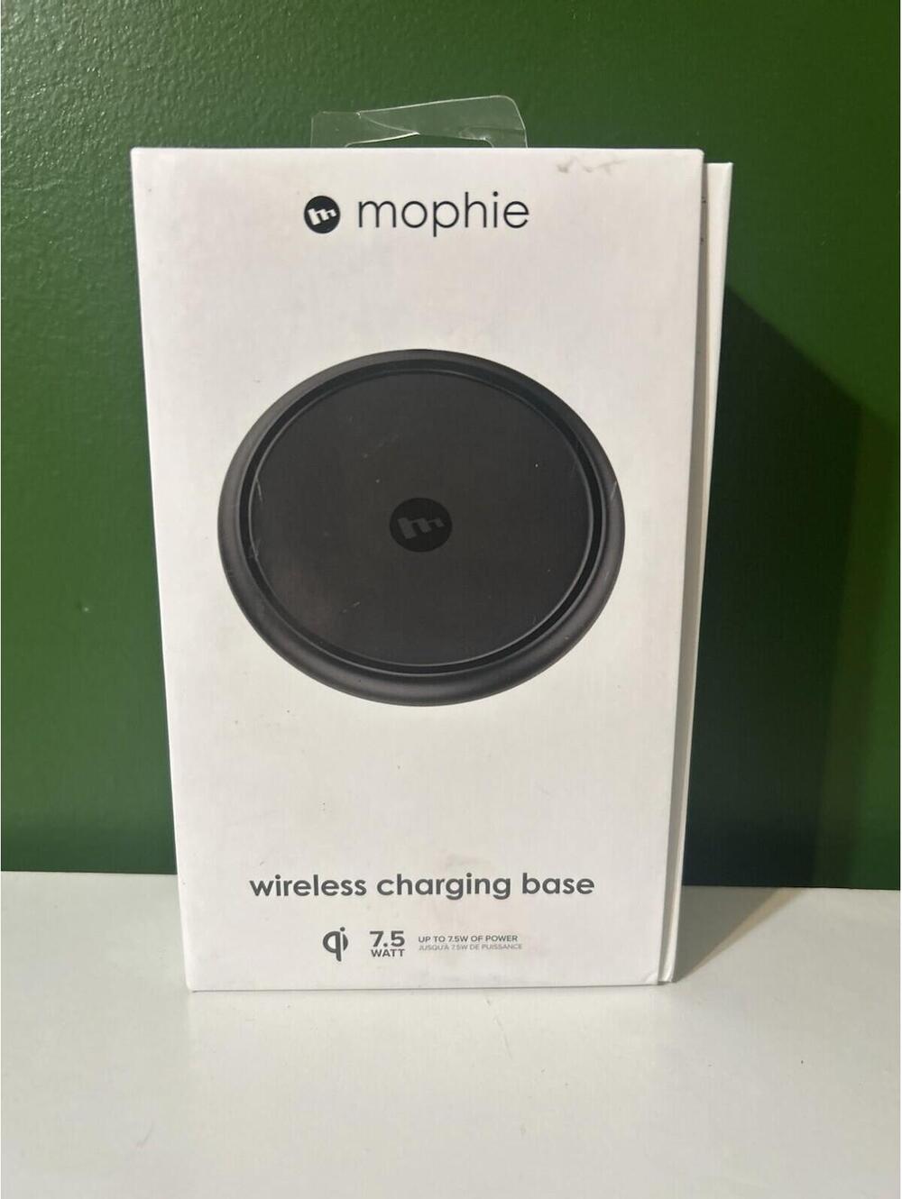 Mophie Wireless Charging Base 7.5W Qi Pad for iPhone w/ Power Adapter Open Box